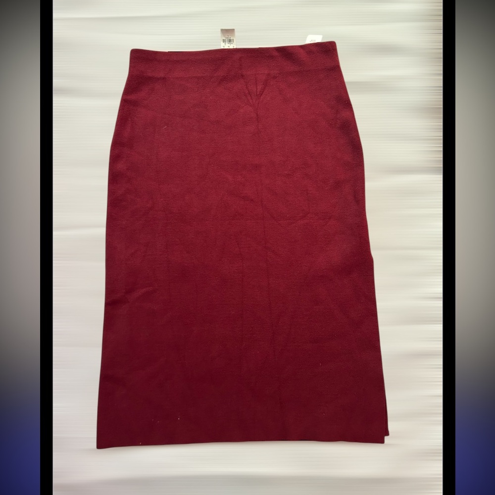 Express Long skirt with a slit in the leg, burgundy, size L